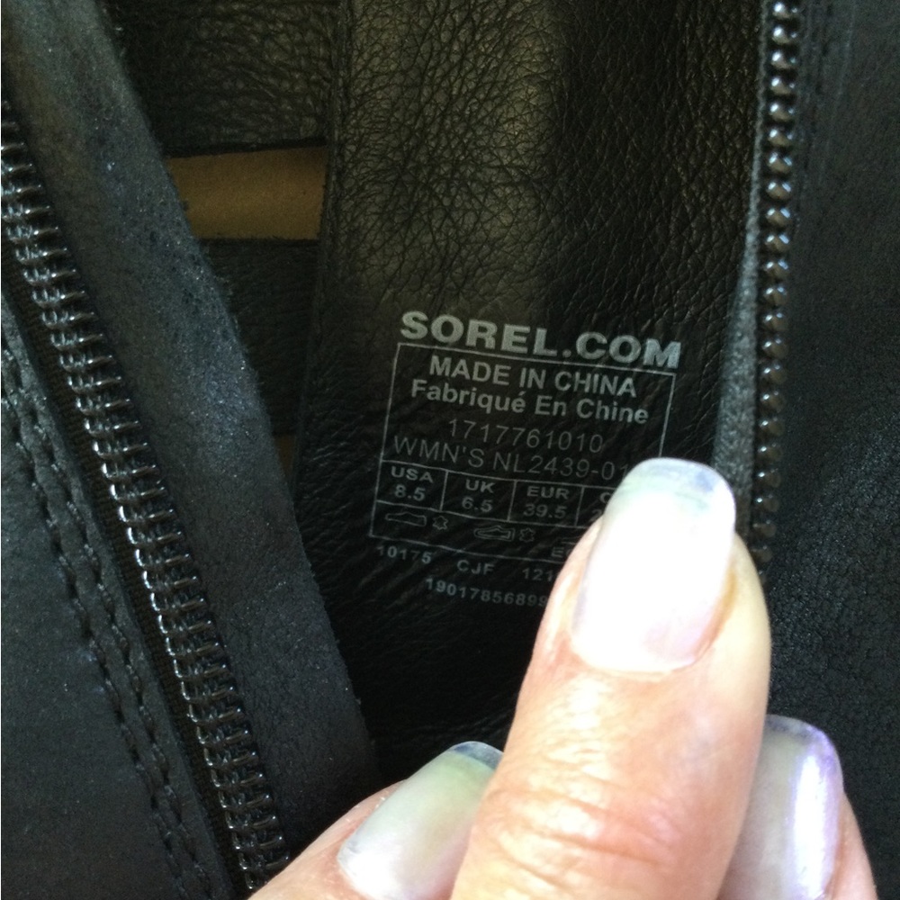 Sorel boots - Picture 4 of 7